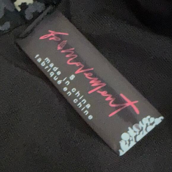 FREE PEOPLE FP MOVEMENT | The Way Home Shorts Golden Black White Dot | Small - Picture 4 of 5